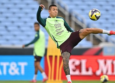 Roberto Alvarado revelo la prohibición que tiene en la concentración de la Selección Mexicana