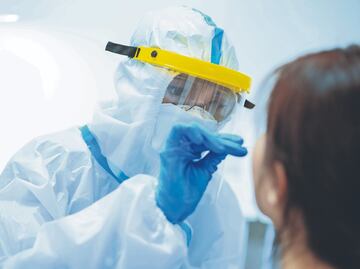 La diferencia entre las pruebas Covid: nasal, nasofaríngea y de saliva