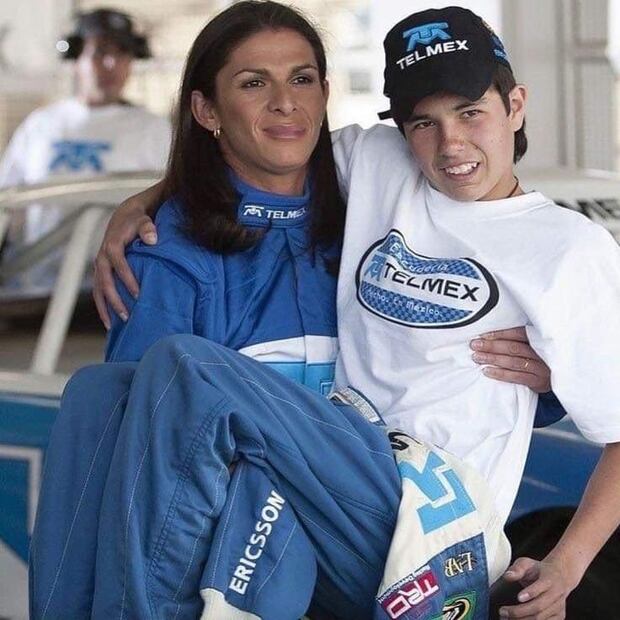 Memes Checo Pérez