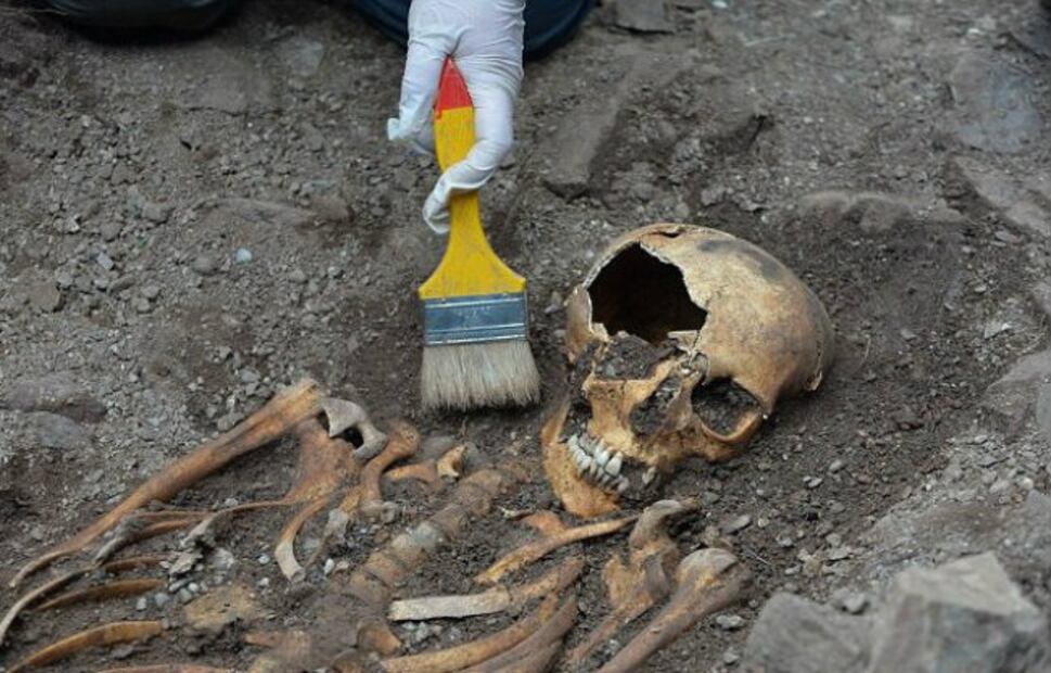 10 cadáveres antiguos encontrados misteriosamente en castillos 