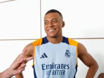 Kylian Mbappé sufre hackeo en su cuenta de X: ¿Le dijo de todo a Messi?