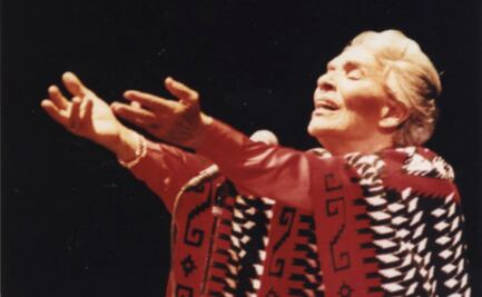 10 canciones de Chavela Vargas para beber tequila y recordar un amor salvaje