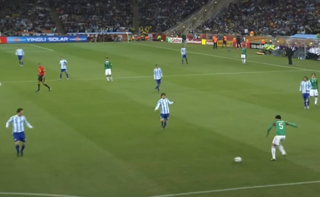 Ricardo Osorio cometió el peor error de su carrera en el Mundial de Sudáfrica 2010. Foto: Especial