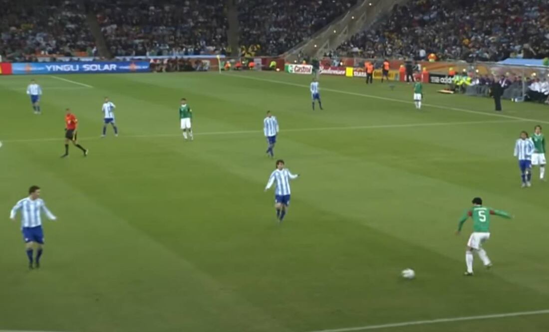 Ricardo Osorio cometió el peor error de su carrera en el Mundial de Sudáfrica 2010. Foto: Especial