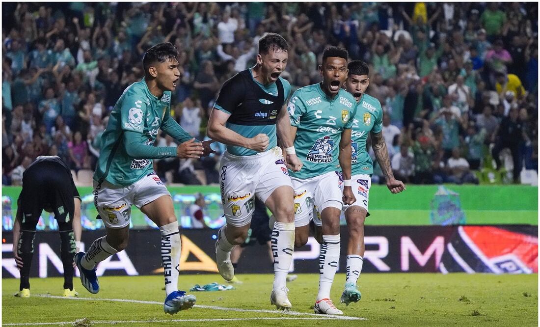 Federico Viñas celebrando gol con León - Foto: Imago7