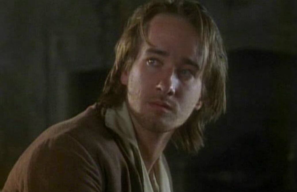 Debutó en la televisión británica en 1998, en la cinta Cumbres Borrascosas, en la que daba vida a Hareton Earnshaw. (Foto: London Weekend Television)