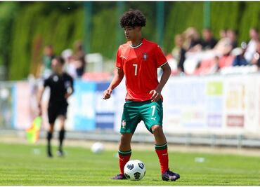 Cristiano Ronaldo felicita a su hijo por su debut con la Selección de Portugal