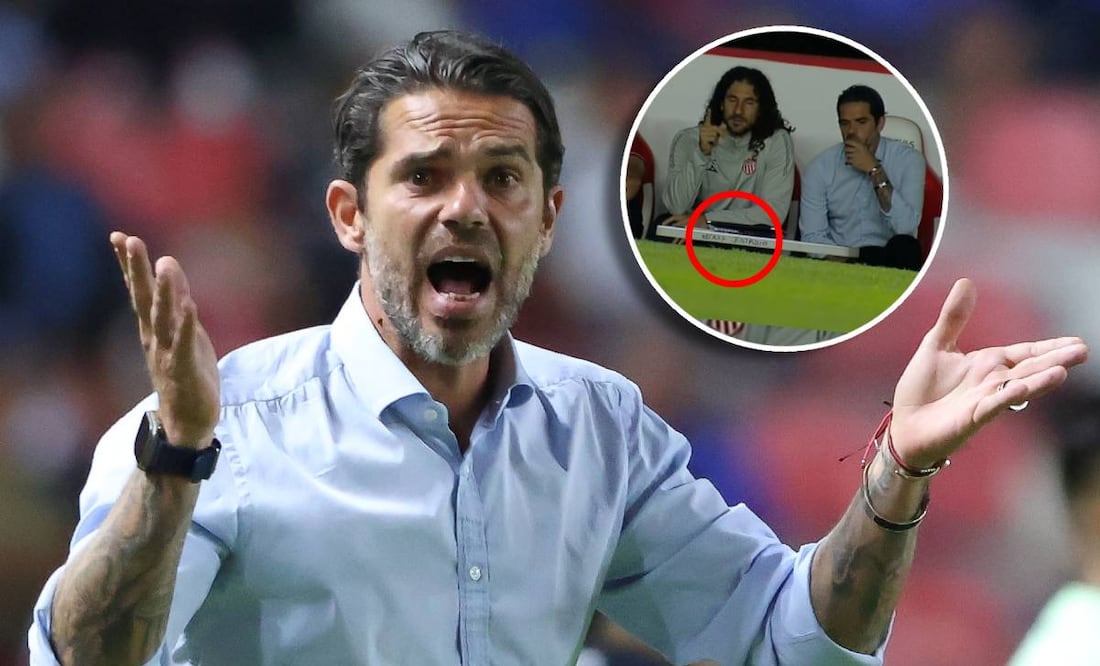 ¿Necaxa le puso su nombre a sus cosas para que Fernando Gago no se las robe cuando lo corran? FOTO: Imago7 / Especial