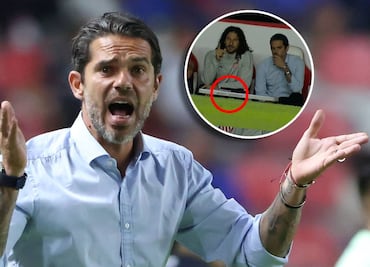 ¿Necaxa le pone su nombre a sus cosas para que Gago no se las robe cuando lo corran?