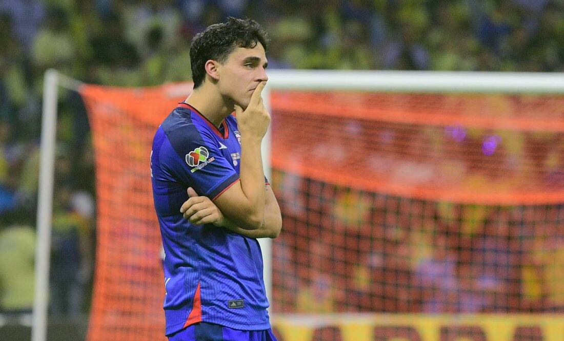 El mediocampista celeste señaló que el equipo esta concentrado para enfrentar a los Gallos. Foto:Imago7.