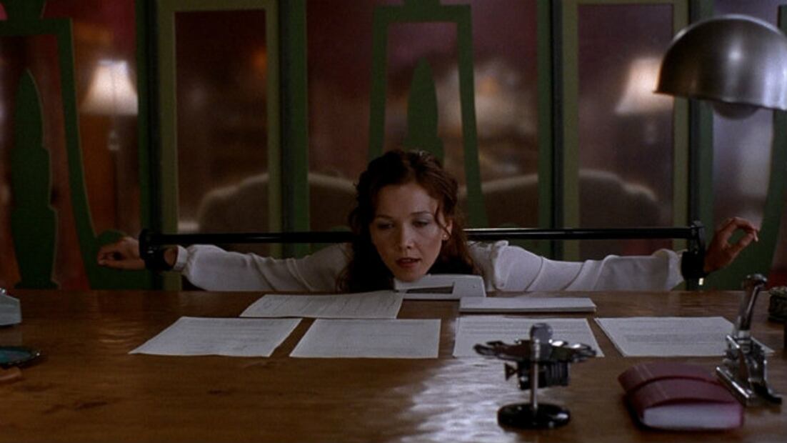 “Secretary”: 10 datos sobre Maggie Gyllenhaal en su papel más sexy
