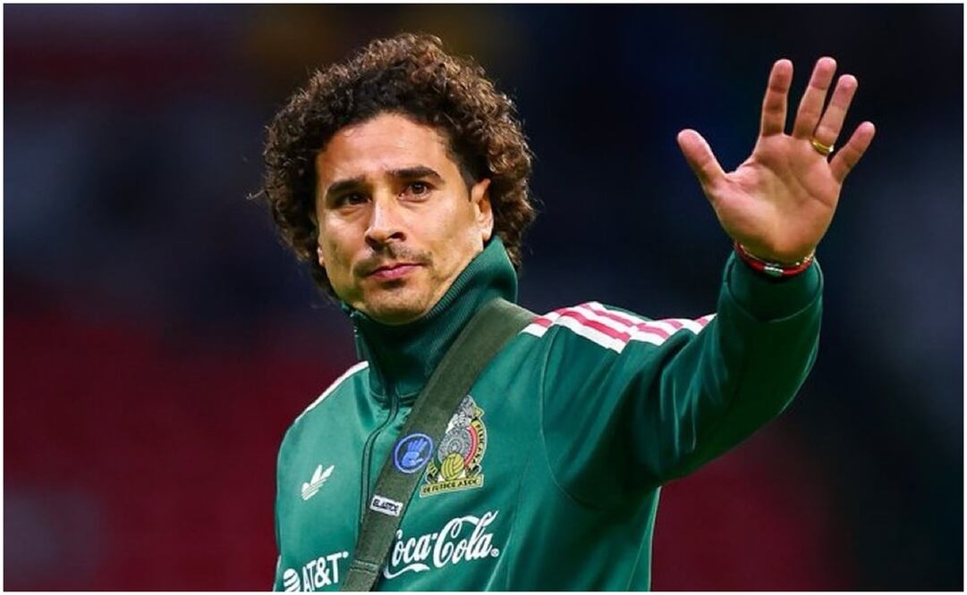 Guillermo Ochoa con la Selección Mexicana en el Estadio Azteca / FOTO: Instagram @yosoy8a