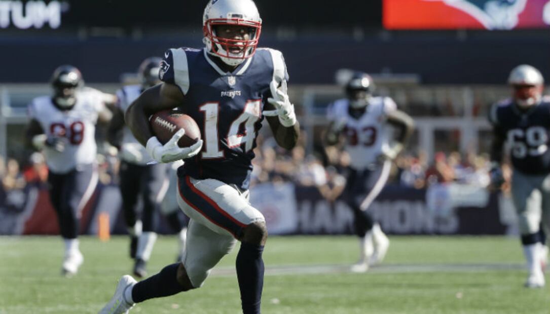 Los millonarios sueldos de los 10 jugadores mejor pagados de la NFL