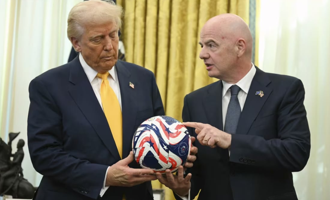 Gianni Infantino junto a Donald Trump / FOTO: AP
