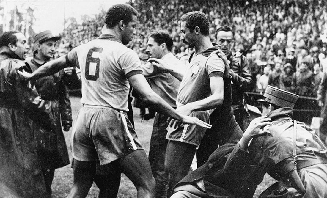 Esa tarde Brasil y Hungría protagonizaron una verdadera batalla en el campo de juego / Foto: Especiales