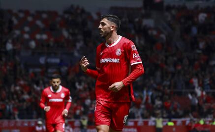 Toluca no tuvo piedad y golea 5-0 a los Gallos Blancos del Querétaro
