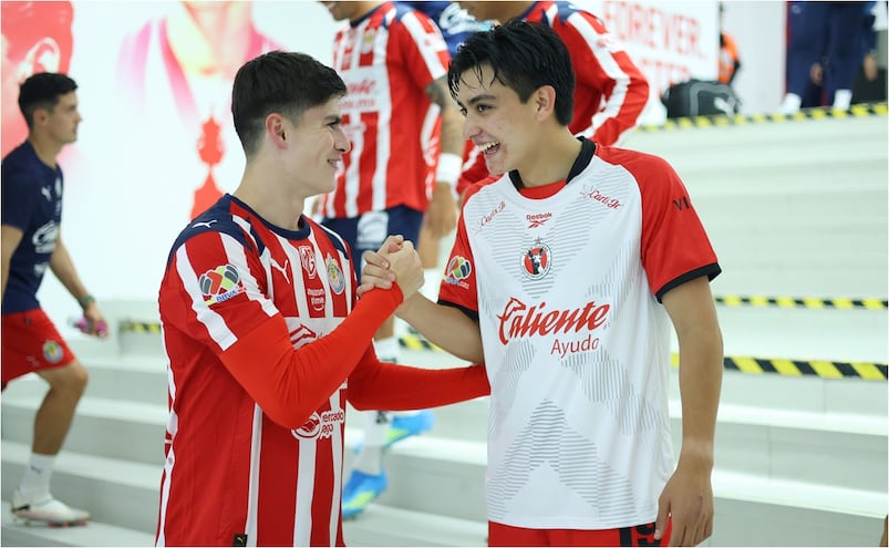 Encuentro entre Hormiga González y Gilberto Mora desata emoción entre aficionados