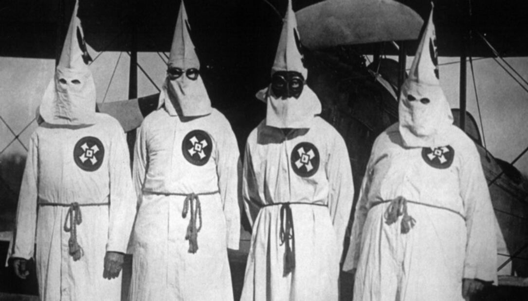 Ku Klux Klan: La organización racista que hará todo por la supremacía blanca