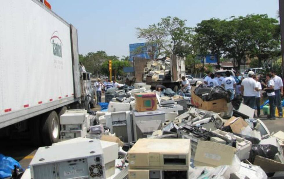 Basura electrónica: 10 centros de acopio en los que la puedes reciclar