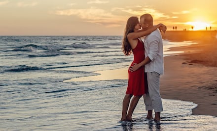 ¿Vacaciones en la playa? Te decimos cómo tener sexo bajo el agua