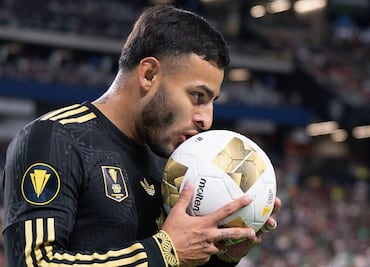 El ídolo de Alexis Vega fue un jugador naturalizado que jugó para la Selección Mexicana; ¿de quién se trata?