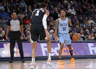 NBA: La impresionante volcada de Ja Morant sobre Victor Wembanyama