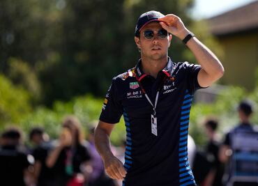 Checo Pérez explota contra Kevin Magnussen: "Muy frustrante acabar así de temprano"