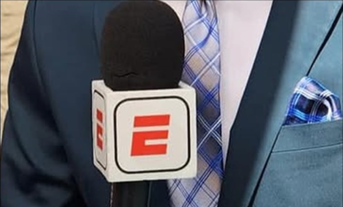 Integrante de ESPN viste de luto al periodismo deportivo. FOTO: Especial