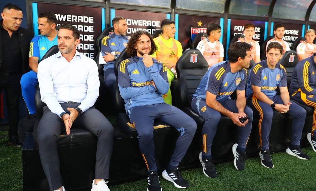 El debut de Gago fue opacado por una goleada en contra suya.  Foto: AFP.