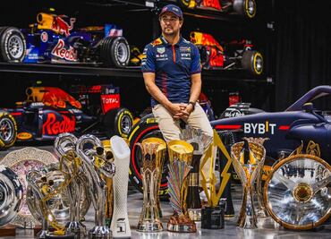 Rematan la mercancía de Checo Pérez en Red Bull ¡Tienen hasta 70% de descuento!