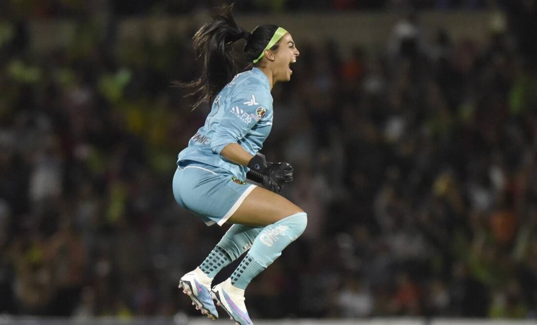 La jugadora tiene en sus redes sociales una foto con Chofis López. Foto: Imago7.