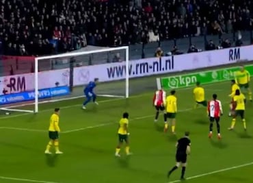 Santiago Giménez realizó un golazo en el empate del Feyenoord contra Fortuna Sittard