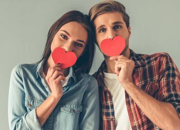 Aprende a coquetear con estos 10 consejos avalados ¡por la ciencia!