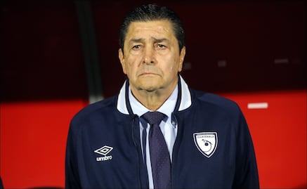Luis Fernando Tena recibe ofensas y críticas tras la eliminación de Guatemala hacia el Mundial 2026
