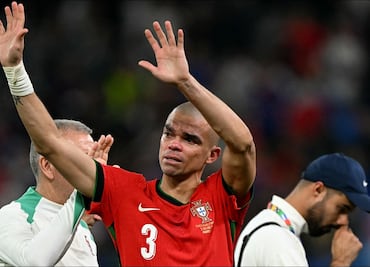 Pepe, central luso-brasileño, anunció a los 41 años de edad el final de su carrera como futbolista profesional