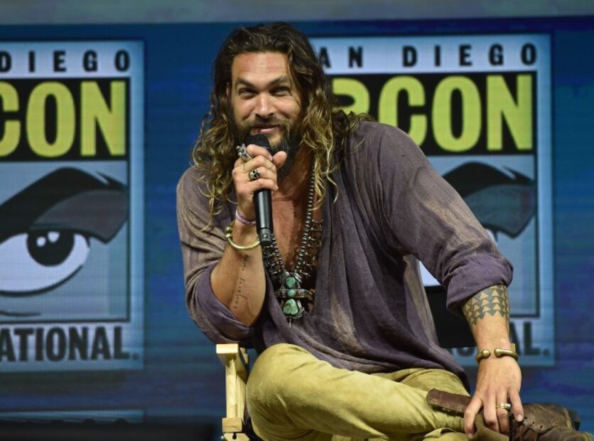 Libro para colorear a Jason Momoa se vende como pan caliente