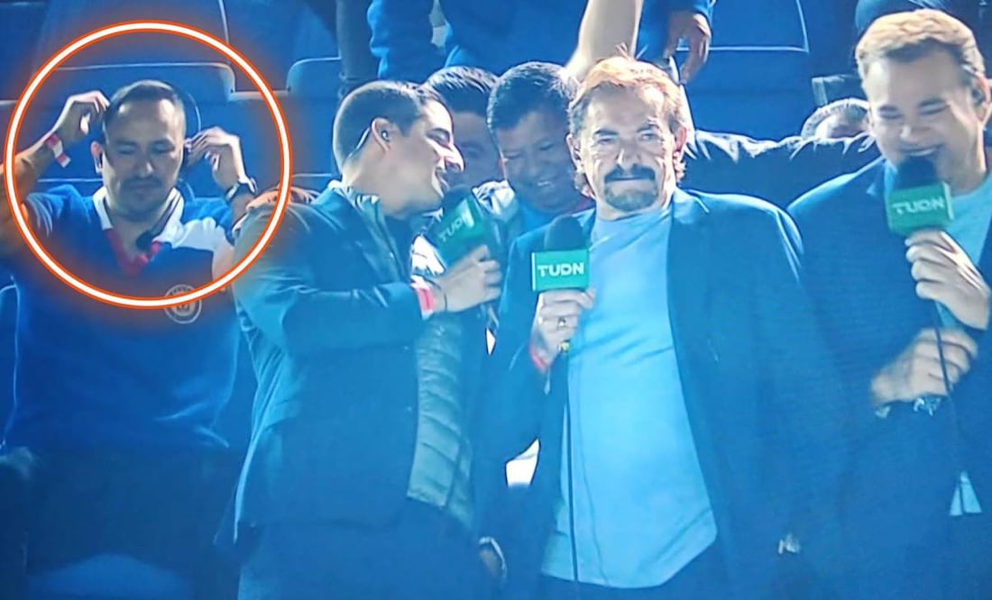 Descubrieron que la gente que estaba a lado de los comentaristas de TUDN no eran aficionados, sino miembros del staff. Foto: Especial