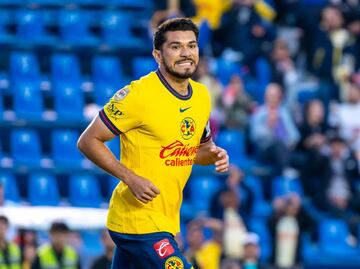 Henry Martín molesto por haber quedado fuera de la Copa América