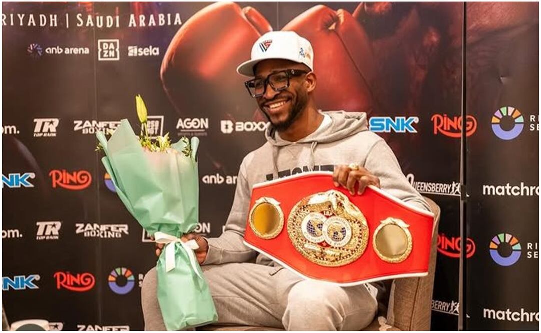 William Scull previo a su pelea con Canelo Foto: @scullwilliam