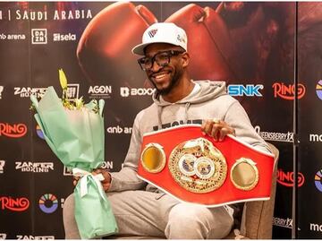 William Scull con una amenaza para Canelo Álvarez: "Me lo voy a comer en el ring"