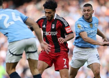 Manchester City sufre, pero logra vencer al Fulham de Raúl Jiménez