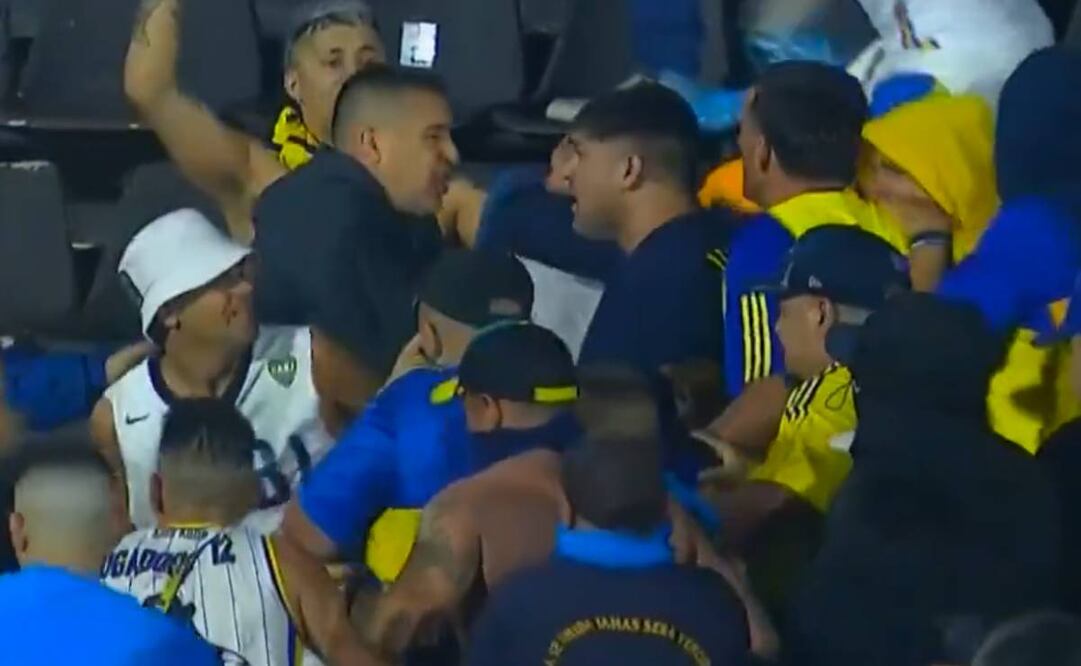 El presidente de Boca intentó detener a los suyos.