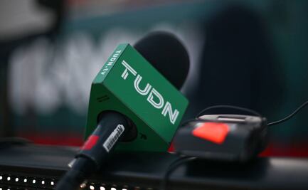 Netflix ficha a comentarista estrella de TUDN para narrar la pelea Canelo vs Crawford