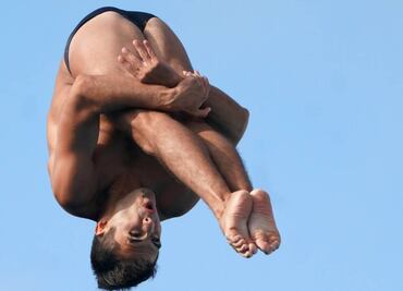 Iván García medallista en Londres 2012 anunció su retiro como clavadista profesional