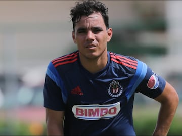 Capturas de pantalla y un video son las pruebas del presunto abuso de Omar Bravo contra una menor