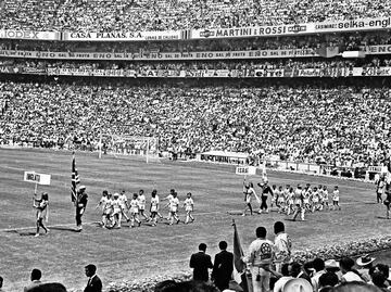 Historiador ve ambiente "desangelado" comparado con el 70 y 86