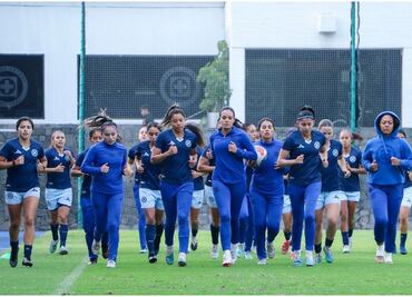 Jugadoras de Cruz Azul bajo investigación por homofobia