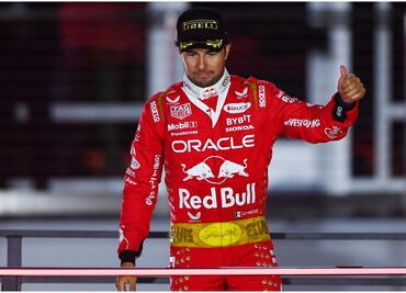 'Checo' Pérez finalizó cuarto en el GP de Abu Dhabi tras sanción por choque con Lando Norris