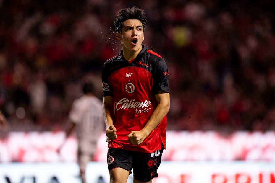 Gilberto Mora en festejo de gol, durante la fase regular del torneo Apertura 2026 - Foto: Imago7