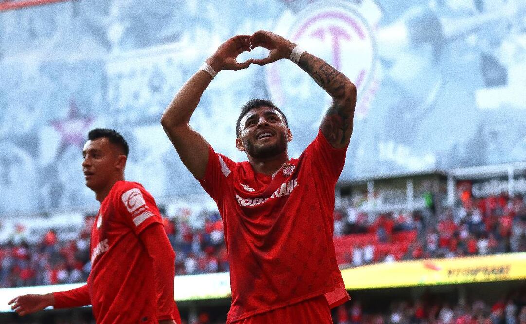 Alexis Vega abrió el camino para que el Toluca le diera la vuelta a los Tigres. Foto: Imago7